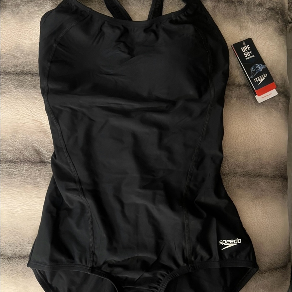 Speedo Black One Piece Swimsuit Sleek Design